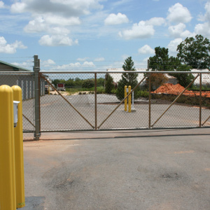 Summerdale Self Storage - Automated Chain Link Gate